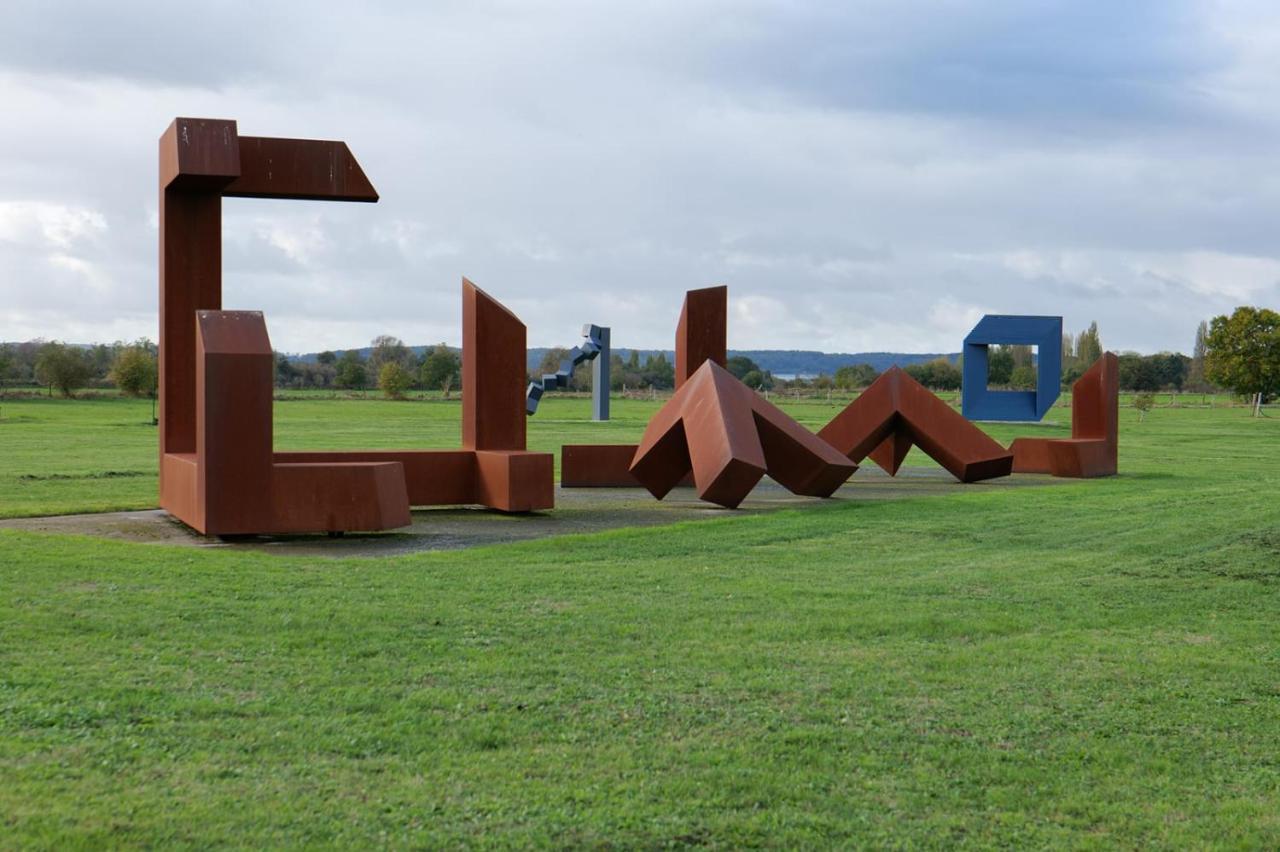 Gite Dans Parc De Sculptures - Gite "Pondichery" Port-Mort Exterior foto